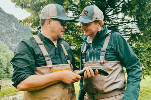 Tim Mälzer (l.), Martin Klein

+++ Die Verwendung des sendungsbezogenen Materials ist nur mit dem Hinweis und Verlinkung auf RTL+ gestattet. +++