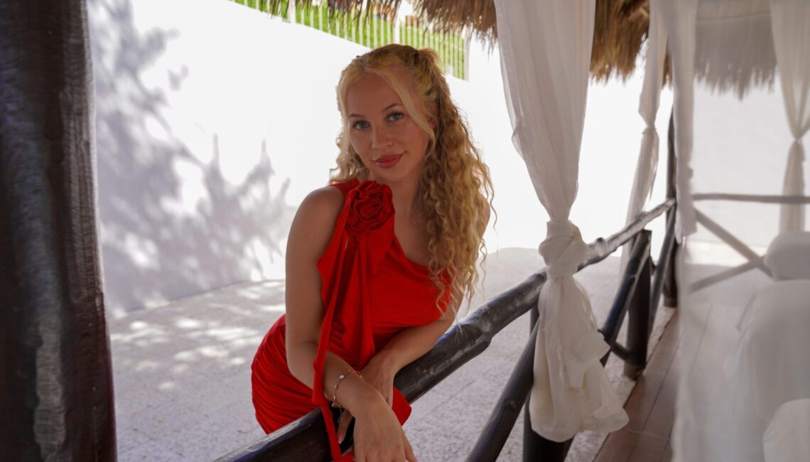 Shakira

+++ Die Verwendung des sendungsbezogenen Materials ist nur mit dem Hinweis und Verlinkung auf RTL+ gestattet. +++