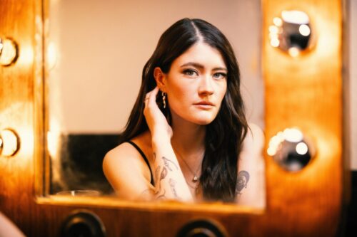 Singer-Songwriterin Madeline Juno

+++ Die Verwendung des sendungsbezogenen Materials ist nur mit dem Hinweis und Verlinkung auf RTL+ gestattet. +++